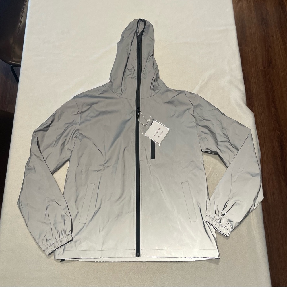 Lightweight Reflective Hooded Windbreaker Jacket - Gray